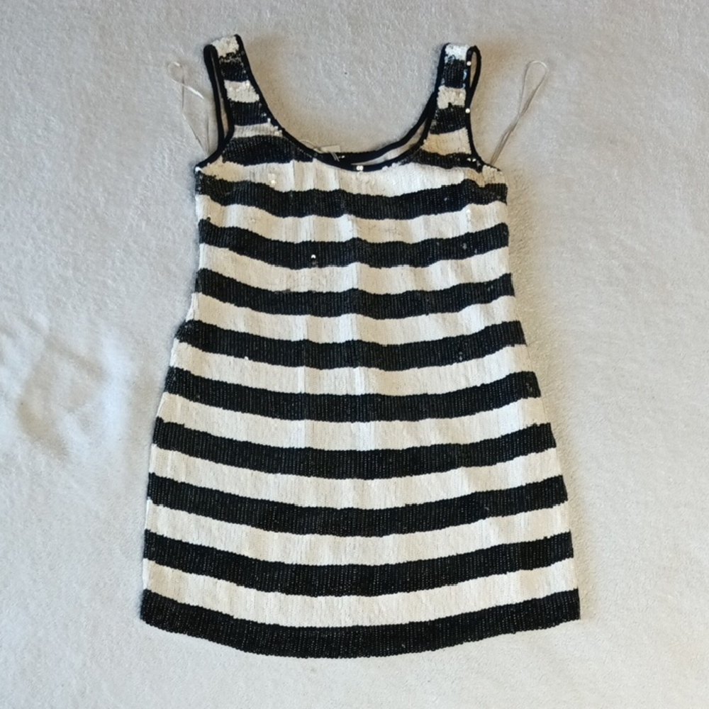 Trina Turk Black and White Striped Sequin Dress. Size 6. NWT